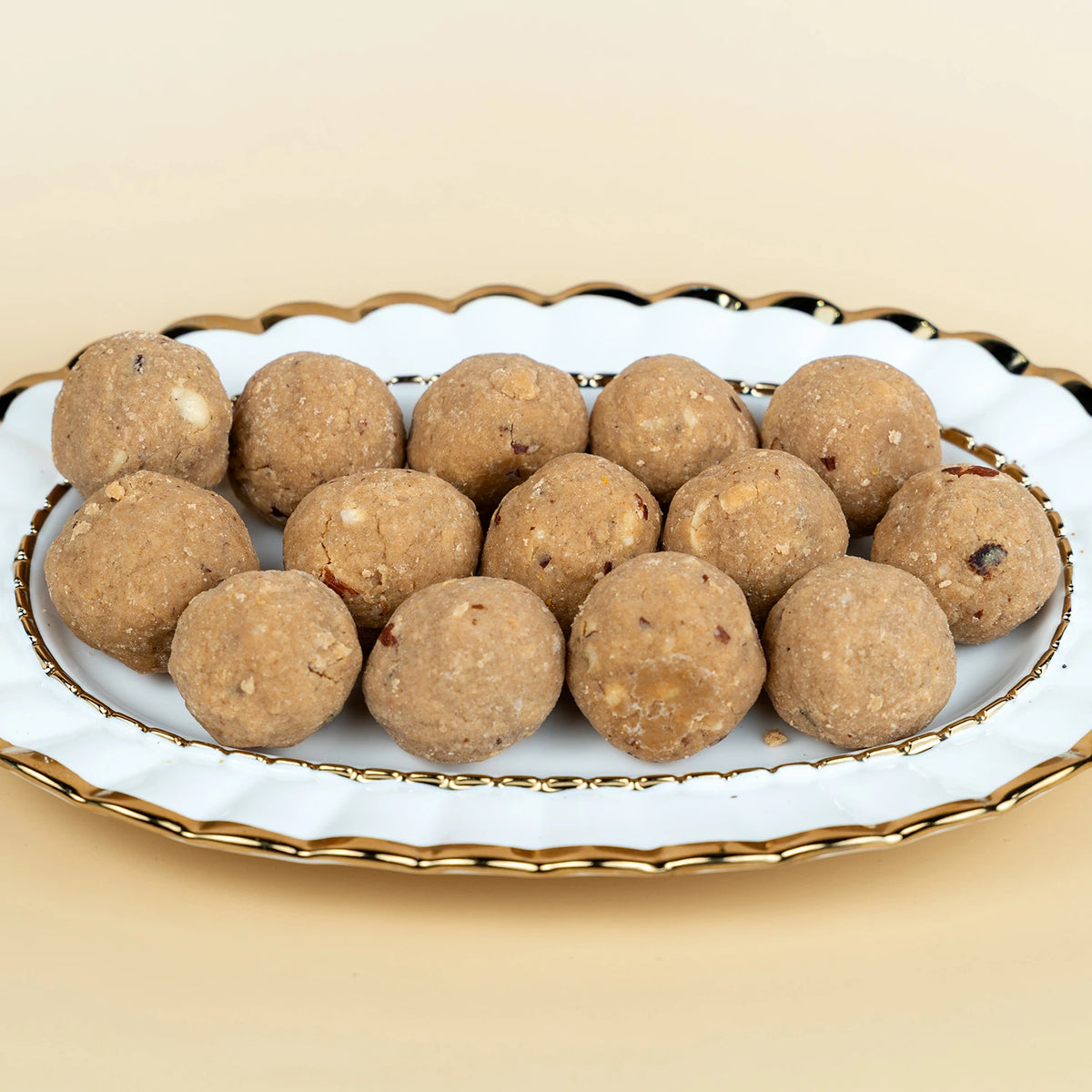 Gond Laddu